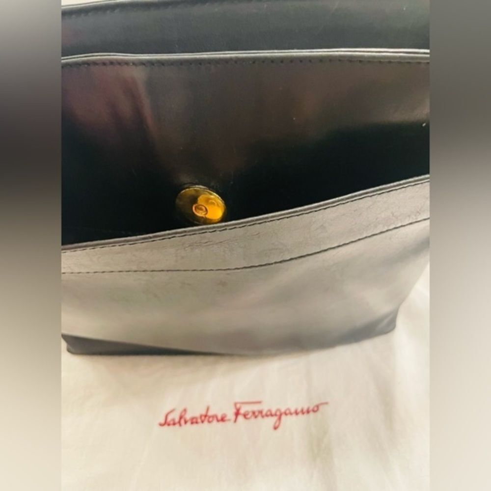 Salvatore Ferragamo AF-21 8726 Black Leather Shoulder Bag/Purse & Dust bag - Picture 7 of 11